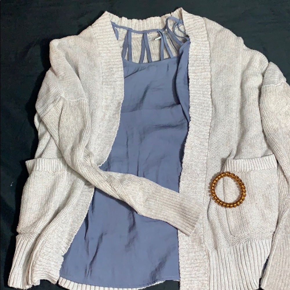 American Eagle gray cardigan